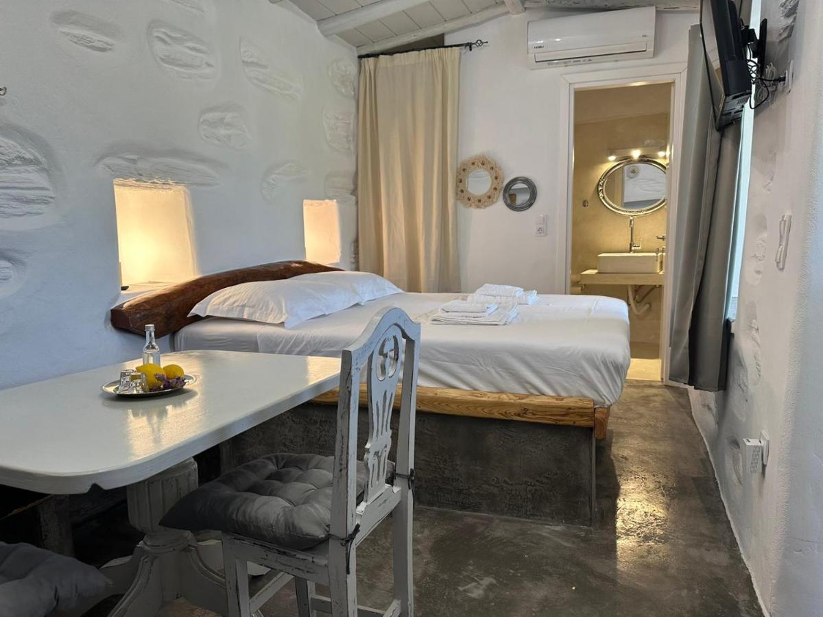 Richie'S Sea View Romantic Residences Ipsila Экстерьер фото