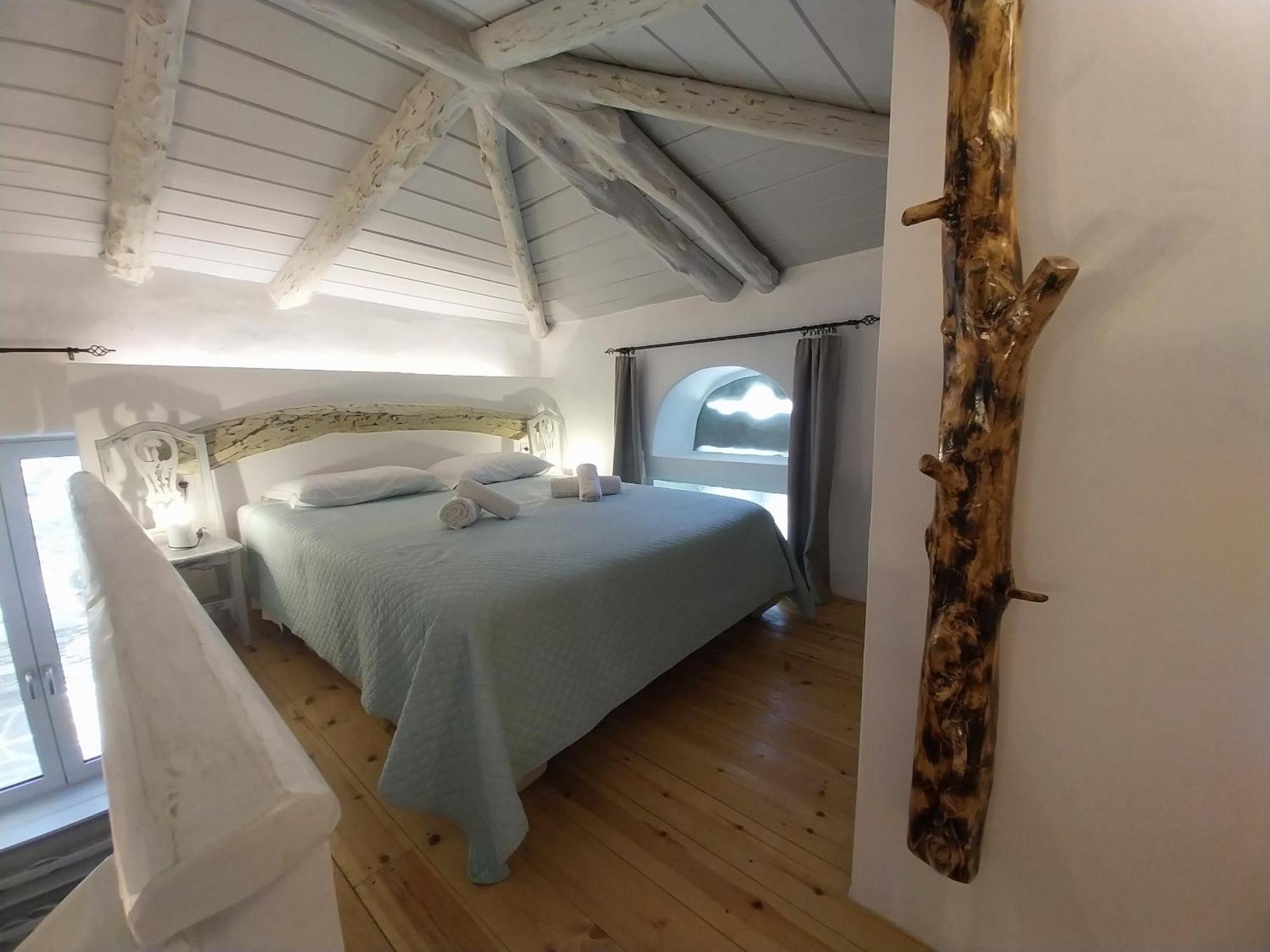 Richie'S Sea View Romantic Residences Ipsila Экстерьер фото