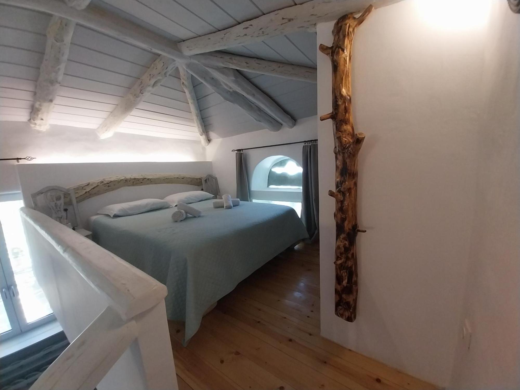 Richie'S Sea View Romantic Residences Ipsila Экстерьер фото
